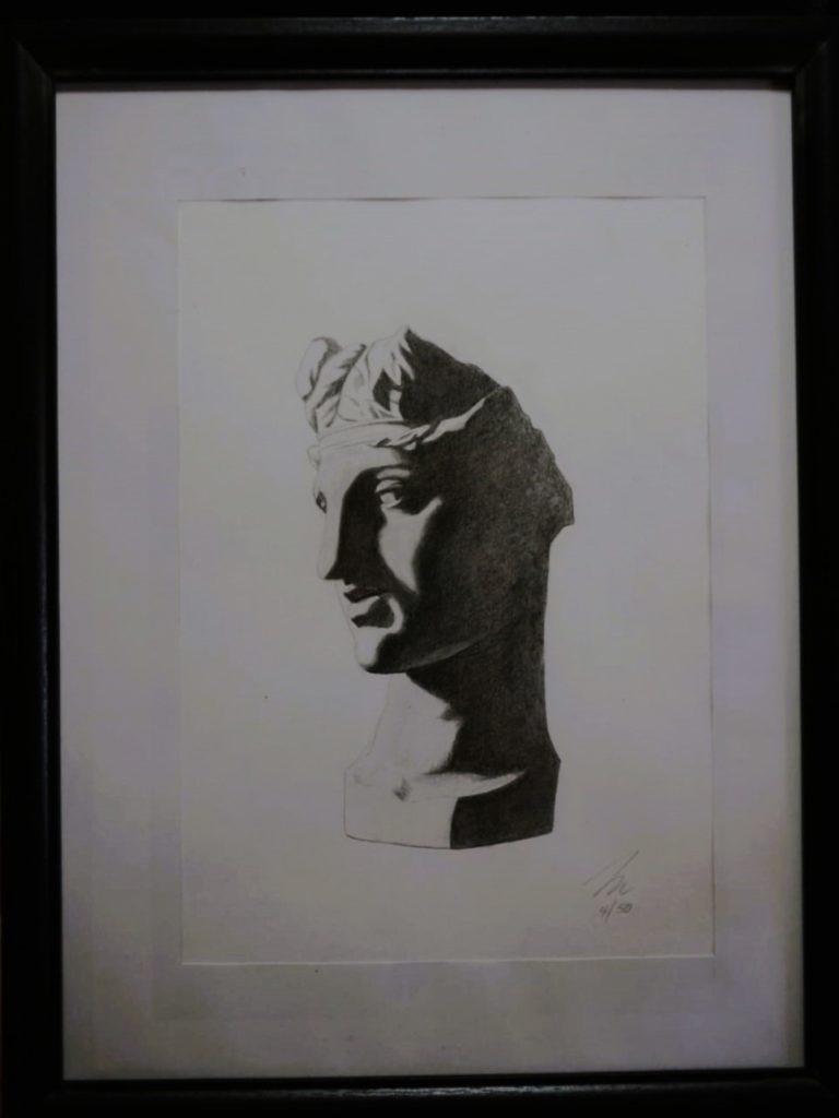 Estudio 04/50 Rostro masculino en 3/4